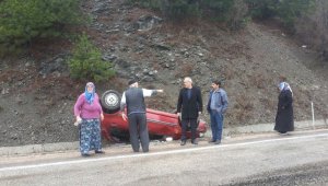 Karabük'te trafik kazası: 3 yaralı