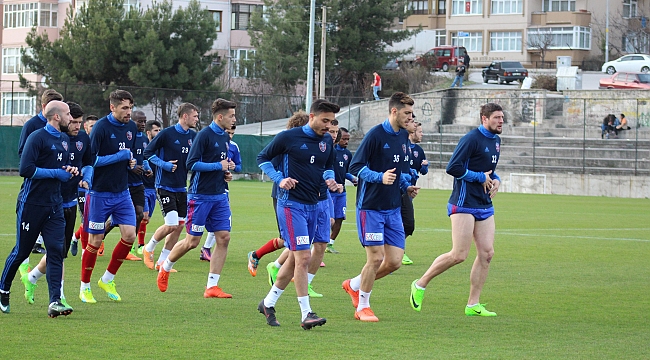 Karabükspor'da Adana mesaisi