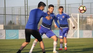 Karabükspor'da hedef Fenerbahçe galibiyeti