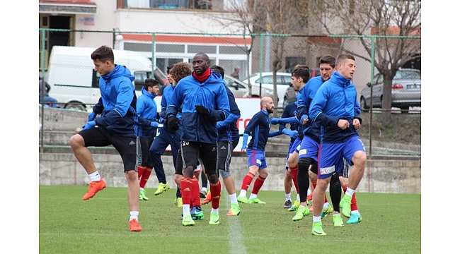 Kardemir Karabükspor'da Medipol Başakşehir mesaisi sürüyor