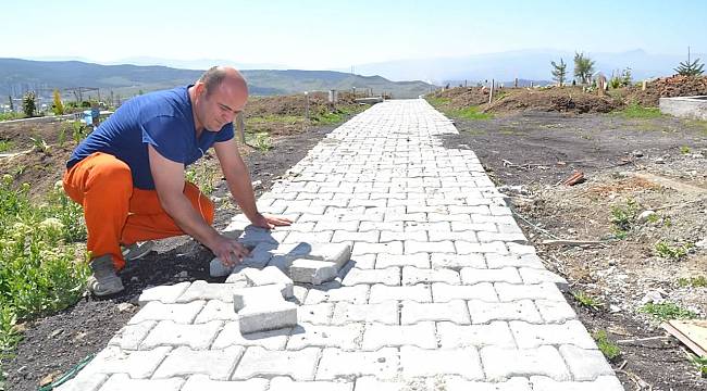 5000 Evler Mezarlığı’na Yaya Yolu