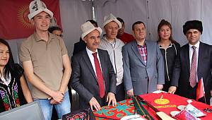 Dünyanın farklı renkleri Karabük'te buluştu