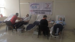 SGK Karabük personelinde kan bağışı