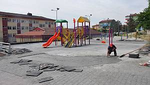 Yeni parklar yapılırken eskileri de bakıma alınıyor
