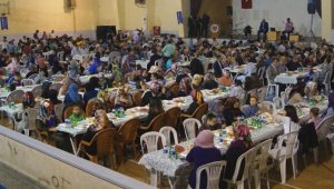 KAİMDER geleneksel iftarında mezunlar bir araya geldi