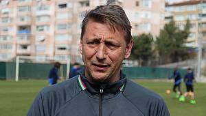 Karabükspor 10 eksikle Akhisar'a gitti