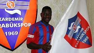 Karabükspor, Hamidou Traore ile 3 yıllık sözleşme imzaladı