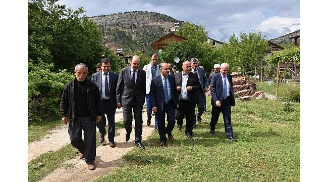 Vali Aktaş Ovacık'ta incelemelerde bulundu