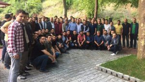 Yeniceli Kardemir çalışanları iftarda bir araya geldi