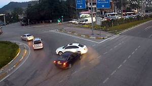 Karabük'te trafik kazaları mobese kamerasında