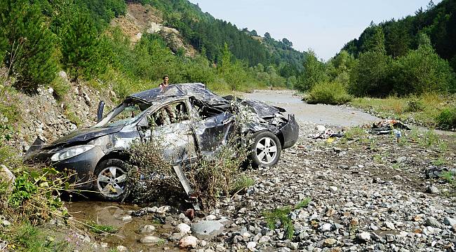 Kastamonu’da otomobil çaya uçtu: 3 ölü, 3 yaralı