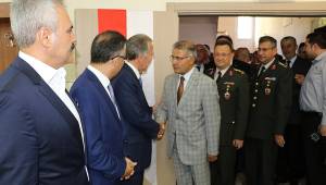 Karabük'te protokol bayramlaştı
