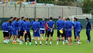 Karabükspor 4 eksikle İstanbul'a gitti