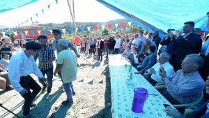 Şahin, Akkışla köyünde bayramlaşma törenine katıldı