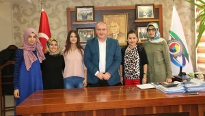 Finalistler TSO Başkanı Özcan'ı ziyaret etti