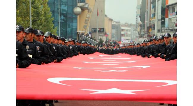 Karabük'te Cumhuriyet yürüyüşü