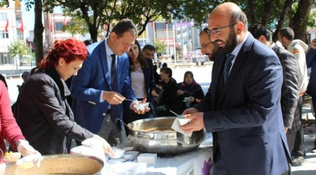 Safranbolu Belediyesinden Aşure İkramı