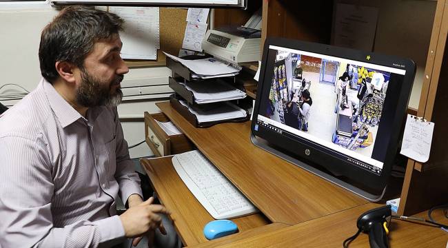 Tırnakçılık ile 25 saniyede bin TL çaldı
