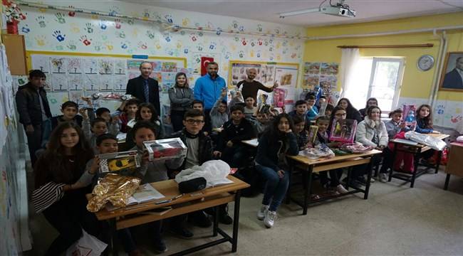 Toki Cevizkent Ortaokulu' ndan, Satuk Balıkısık İlkokulu' na