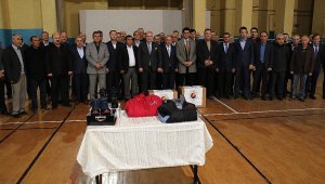 Karabük TSO'dan 700 öğrenciye kaban ve ayakkabı yardımı