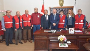 Vali Yardımcısı Yenidoğan, Türk Kızılayı Karabük Şubesini ziyaret etti