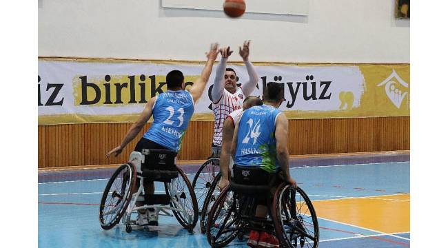 Tekerlekli Sandalye Basketbol Süper Ligi: K.Karabükspor: 98 - Balıkesir BŞB: 79