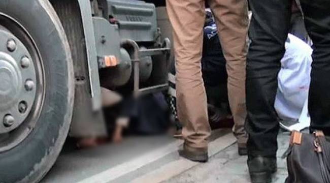 Tırın altında kalan yaşlı kadın hayatını kaybetti