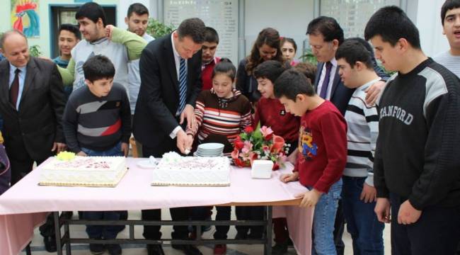 Ürkmezer'den Özel Çocuklara Ziyaret