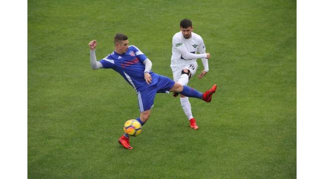Karabükspor hazırlık maçında Akhisar'a 1-0 mağlup oldu