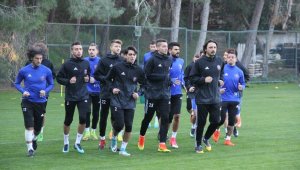 Karabükspor'da kamp çalışmaları sürüyor