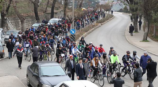 Öğrenciler Karabükspor için pedal çevirdi