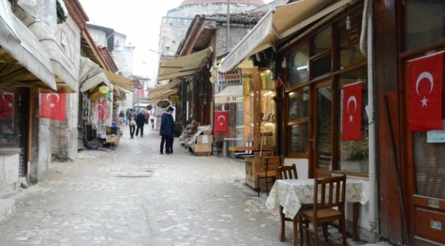 Safranbolu Ay Yıldıza Büründü