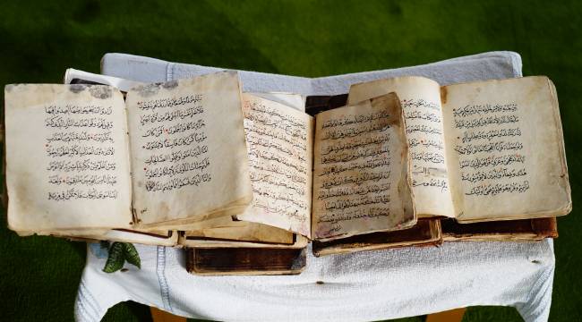 700 yıllık el yazması Kur’an-ı Kerim’ler, büyük ilgi görüyor