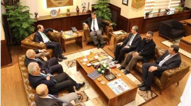 KARDEMİR AŞ. Yönetim Kurulu Başkanı Öz'den Rektör Polat'a iade-i ziyaret