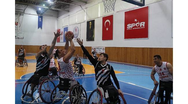 Tekerlekli Sandalye Basketbol Süper Ligi: K. Karabükspor: 69 - Beşiktaş RMK Marine: 73