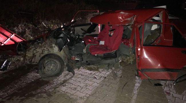 Direğe çarpan araç paramparça oldu: 1 yaralı
