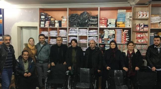 Konser geliri ile alınan tekerlekli sandalyeler sahiplerine teslim edildi