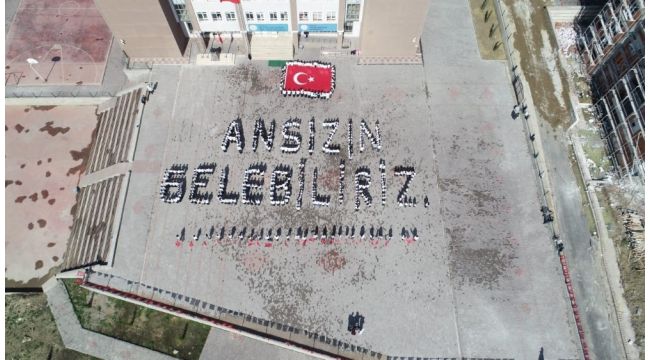Öğrencilerden