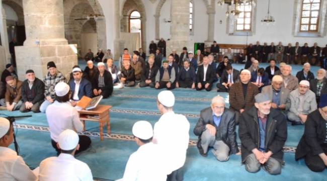 Safranbolu'da şehitleri için Mevlidi Şerif okutuldu.