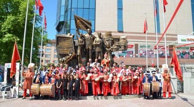 Çocuklardan anlamlı program