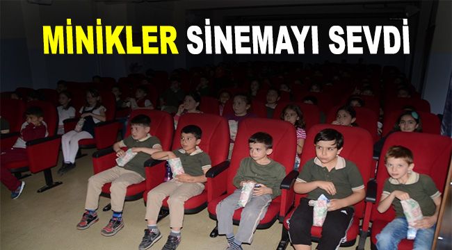 Minikler sinemayı sevdi