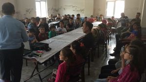 Öğrencilere sosyal medya kullanımı ve zararları anlatıldı