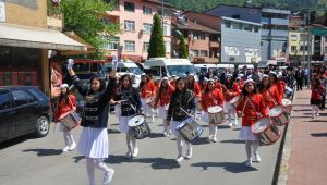 Yenice'de, 23 Nisan coşkuyla kutlandı