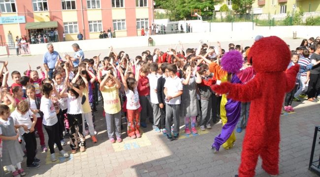 'Eski kitaplar okumayanlar için yenidir'