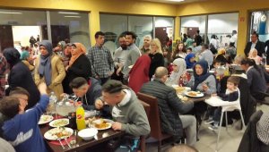 Gurbetçiler iftar programında bir araya geldi