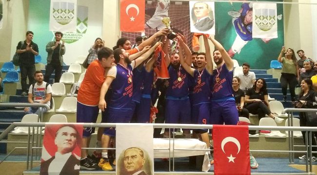 KBÜ Rektörlük Kupası'nda basketbol şampiyonu Mühendislik Fakültesi