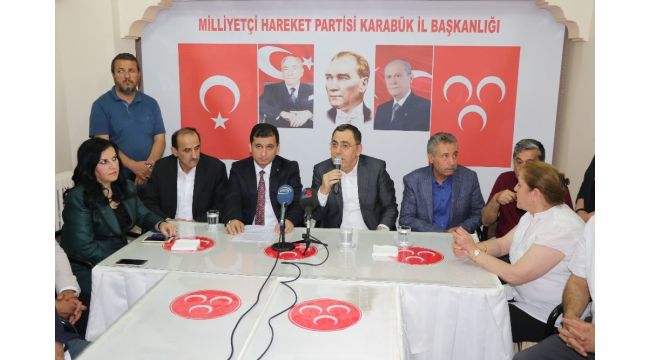 Osman Aydın, MHP aday adaylığı başvurusunu gerçekleştirdi