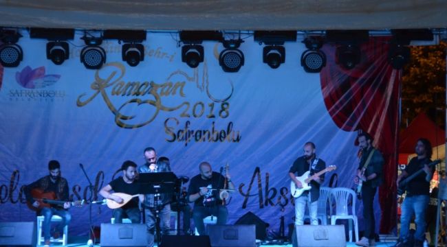 Safranbolu'da türkü gecesi