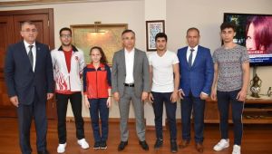 Şampiyonlardan Çeber'e ziyaret
