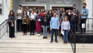 Üniversite öğrencileri sertifikalarını aldı